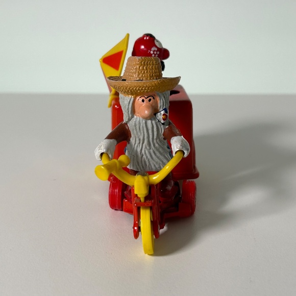 Vintage 70s Corgi Magic Roundabout Mr. McHenry's Trike & Zebedee (9B) - Picture 2 of 14